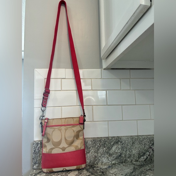 Coach Beige and Pink Crossbody Bag - Picture 7 of 16